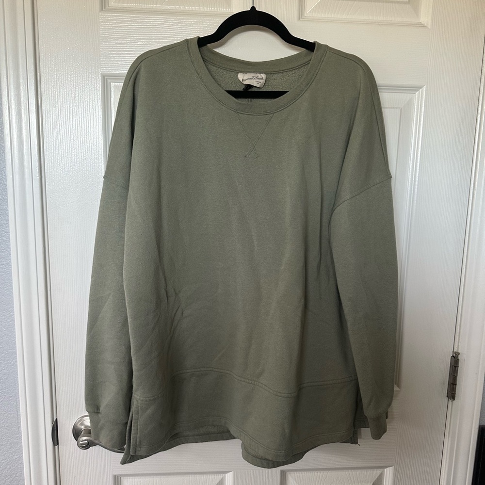 Universal Thread Crew Neck Sweatshirt